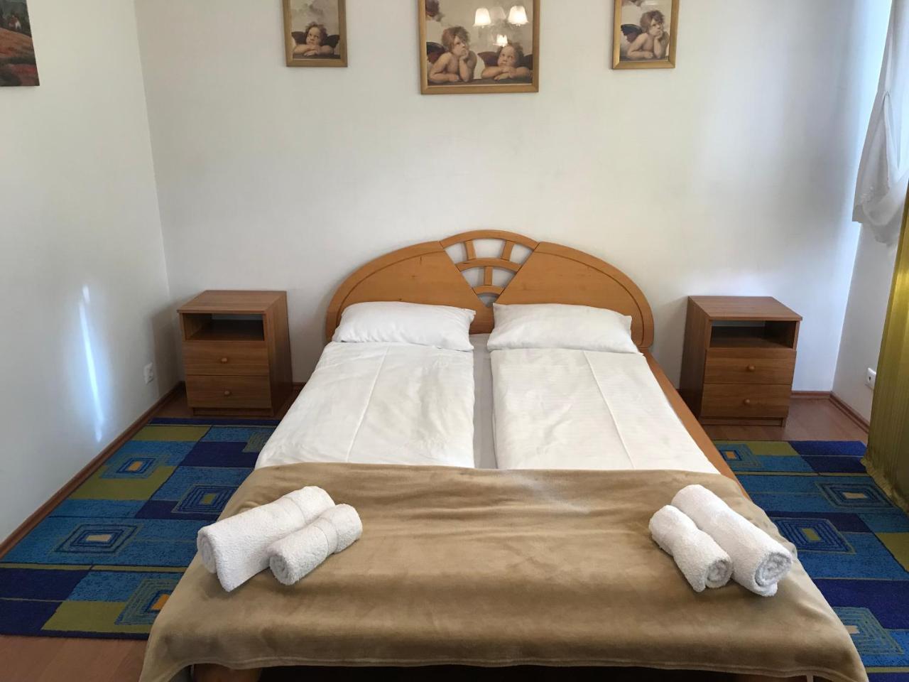 Lotusz Apartments In Nyiregyhaza Luaran gambar