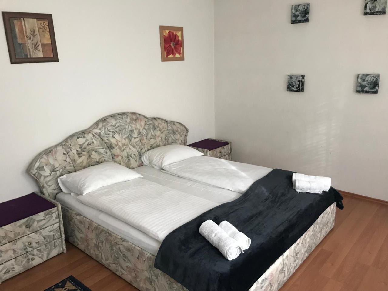 Lotusz Apartments In Nyiregyhaza Luaran gambar