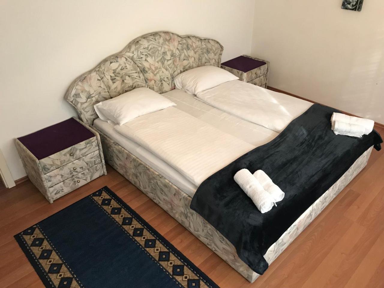 Lotusz Apartments In Nyiregyhaza Luaran gambar