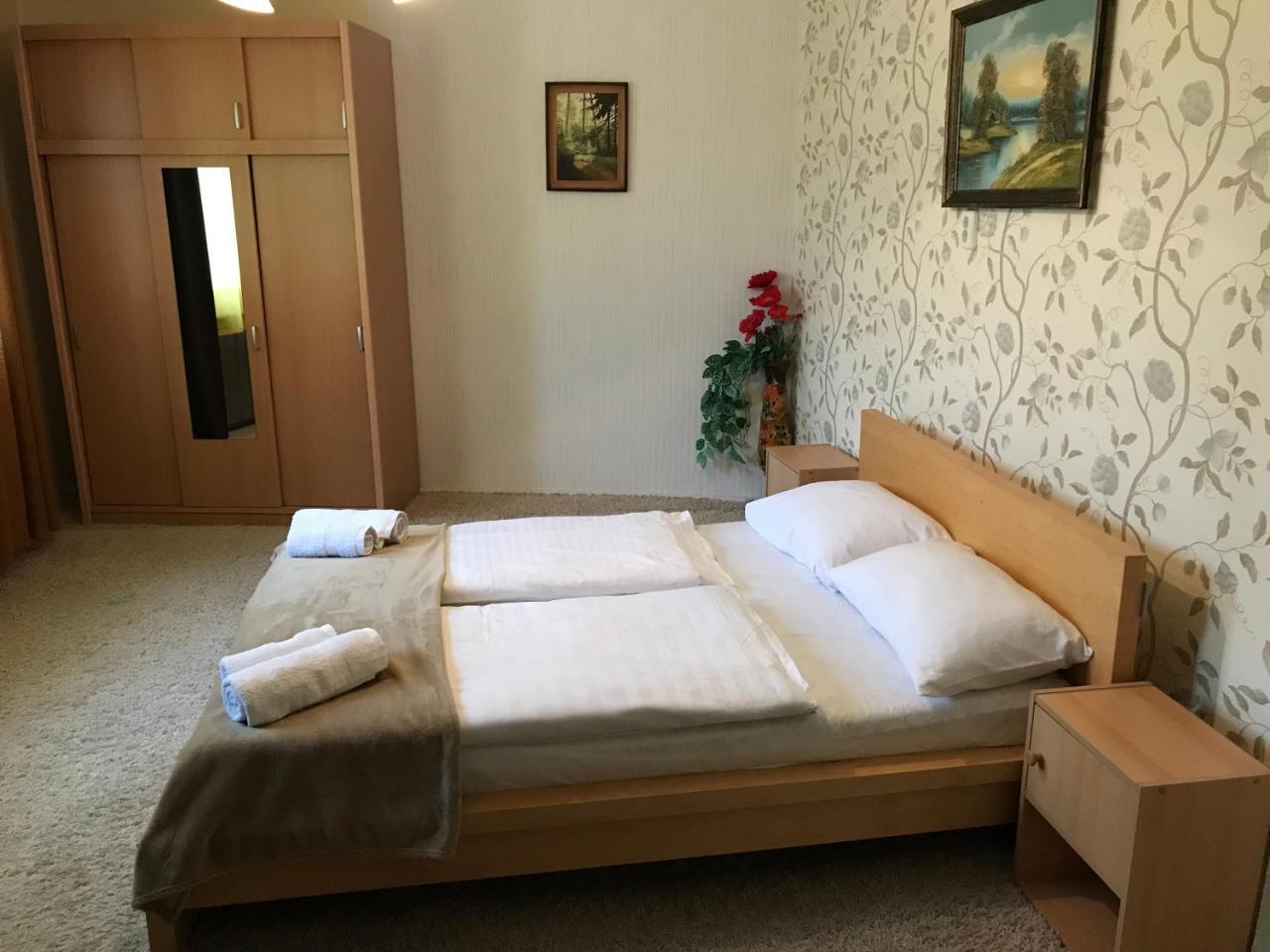 Lotusz Apartments In Nyiregyhaza Luaran gambar